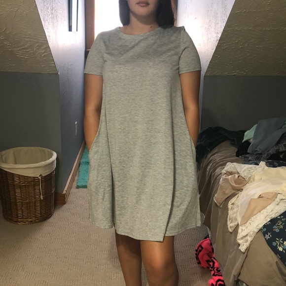 Dress - Picture 2 of 2